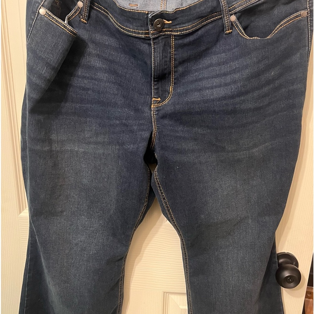 NEW!!! Torrid Blue Comfortable Stretchy Blue Jeans!